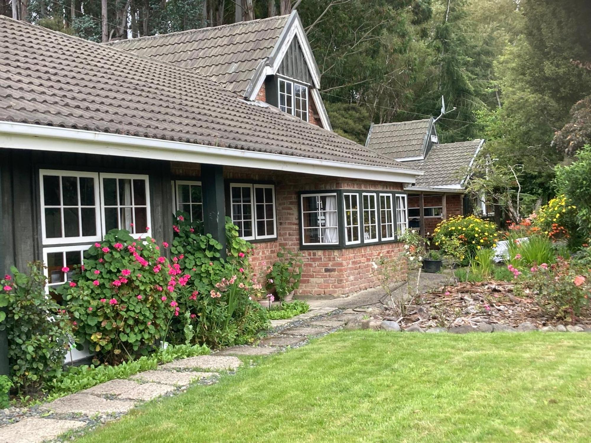 Arden Country House Bnb - Entire House To Yourself -Peace In The Country Дюндин Екстериор снимка